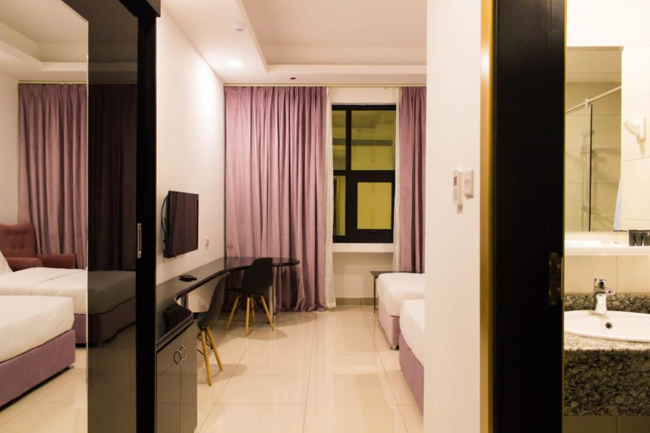 Hotel Parkside Plaza Maskat Exteriér fotografie